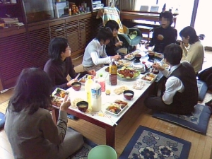 新旧の“高校生”があれこれ語り合った楽しい一時でした！(^^)